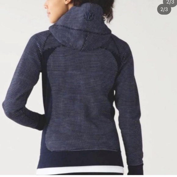Lululemon scuba zip size 4 - Picture 3 of 6